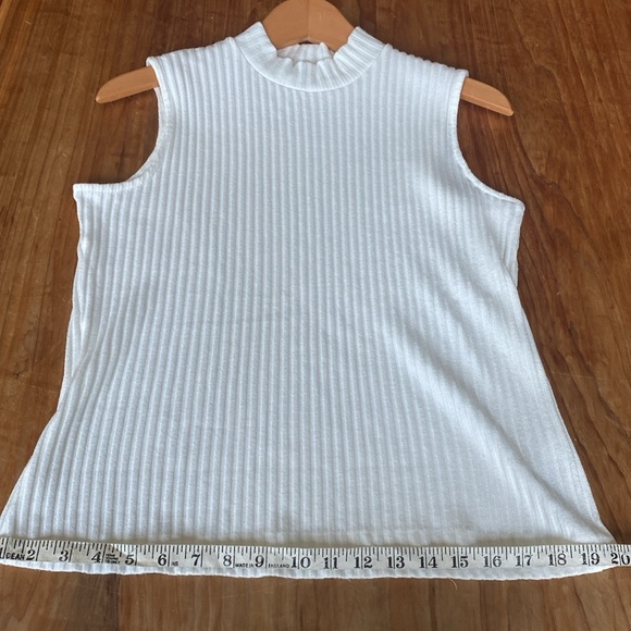 Liverpool Los Angeles Rib Knit Top - Picture 6 of 7